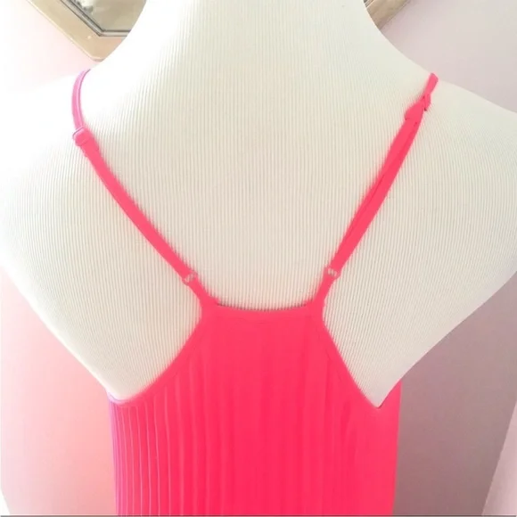 Victoria's Secret knife pleat maxi dress. - Picture 5 of 6